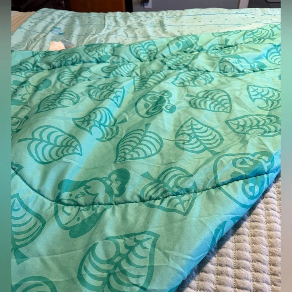 Animal Crossing New Horizons Character comforter twin